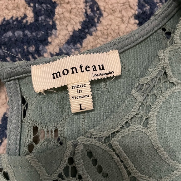 Monteau Lace Top - Picture 3 of 11